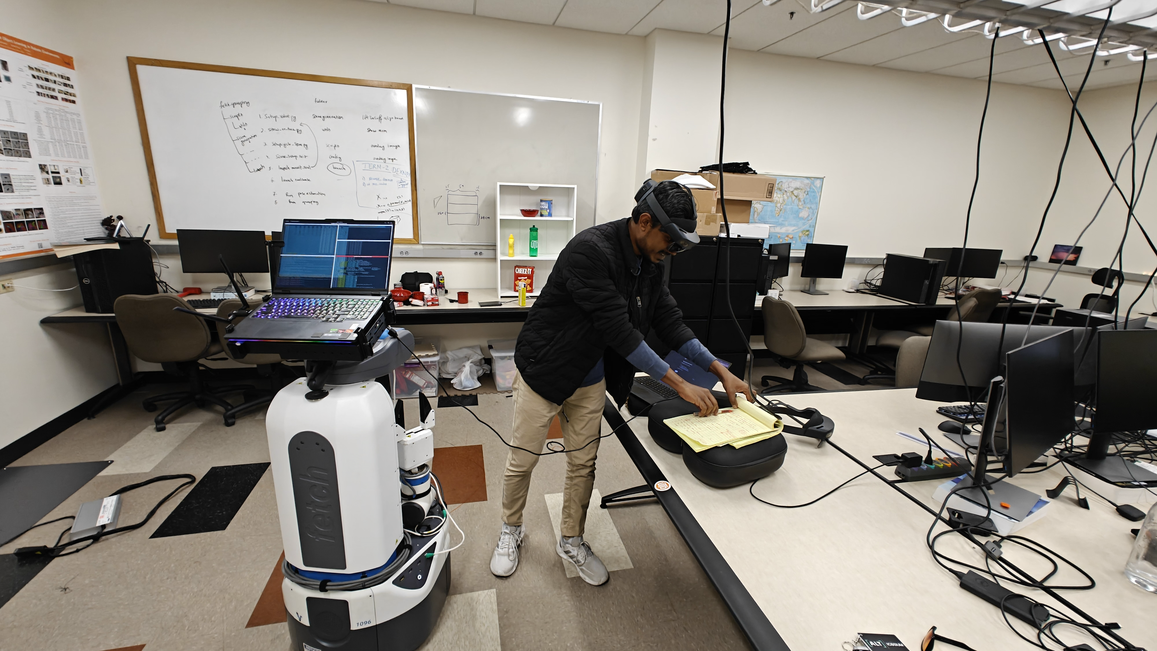robot-human-hololens